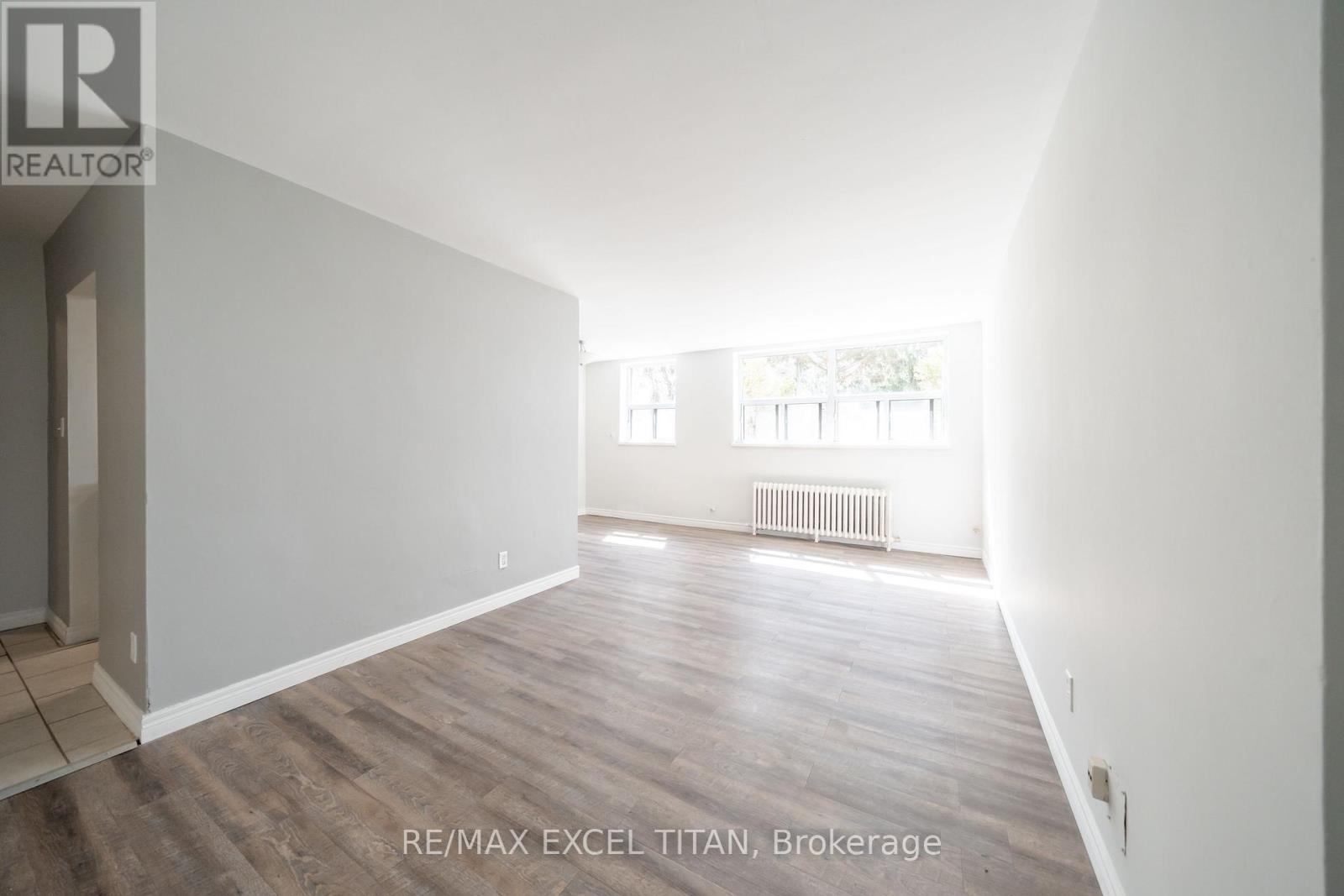 10 - 799 Robinson Street, Burlington, Ontario  L7R 2L4 - Photo 9 - W13757346