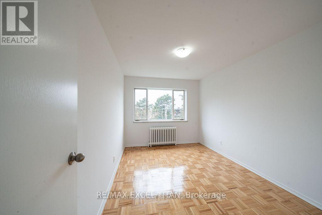 1 - 799 Robinson Street, Burlington, Ontario  L7R 2L4 - Photo 6 - W13757356