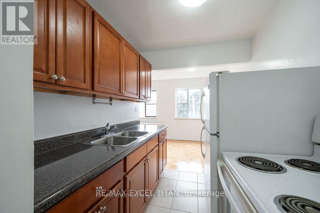 1 - 799 Robinson Street, Burlington, Ontario  L7R 2L4 - Photo 7 - W13757356