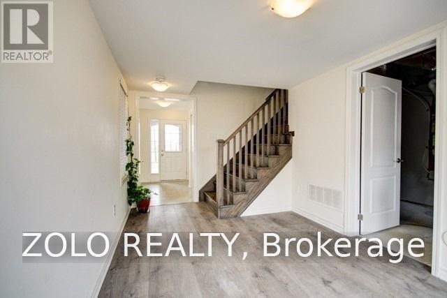 34 Stewardship Road, Brampton, Ontario  L7A 4E8 - Photo 4 - W13757362