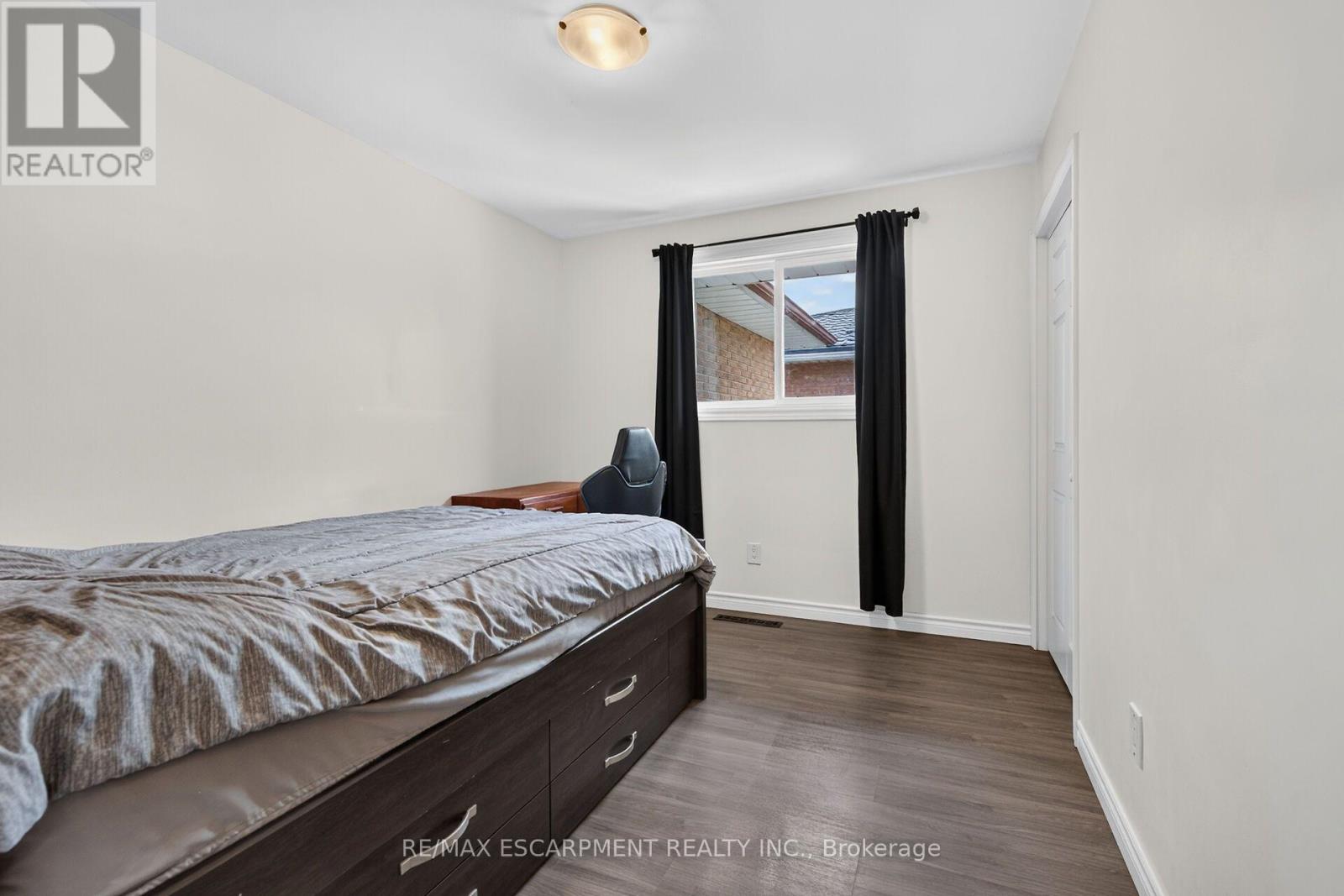 93 Nugent Drive, Hamilton, Ontario L8H 2N1 - Photo 15 - X13757304