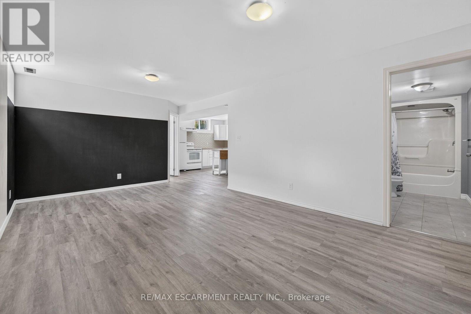 93 Nugent Drive, Hamilton, Ontario L8H 2N1 - Photo 24 - X13757304