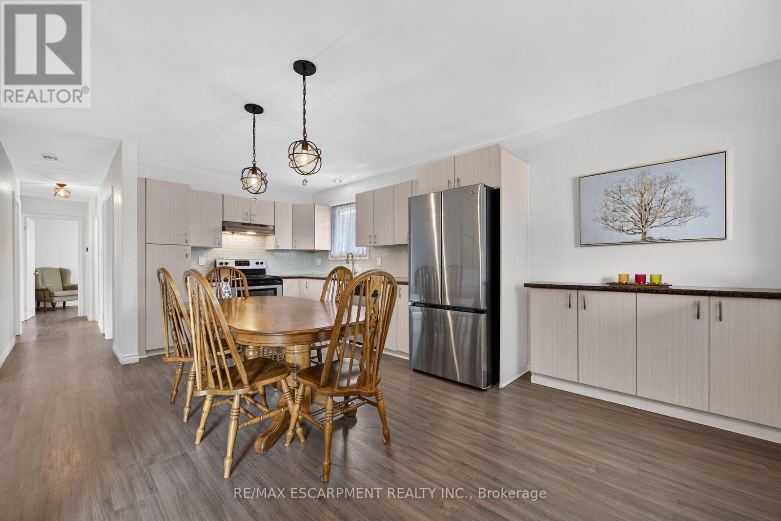 93 Nugent Drive, Hamilton, Ontario L8H 2N1 - Photo 5 - X13757304