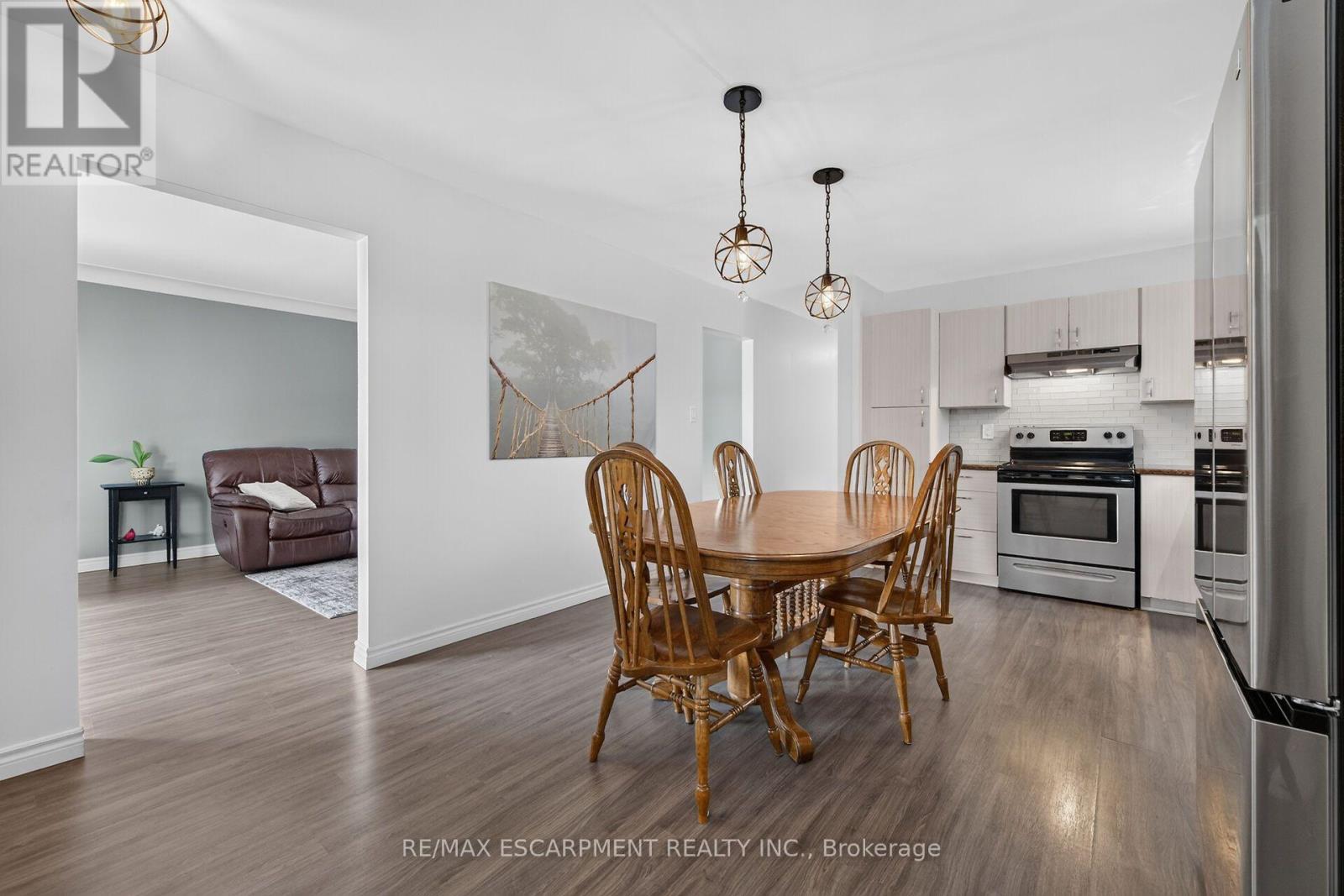 93 Nugent Drive, Hamilton, Ontario L8H 2N1 - Photo 6 - X13757304