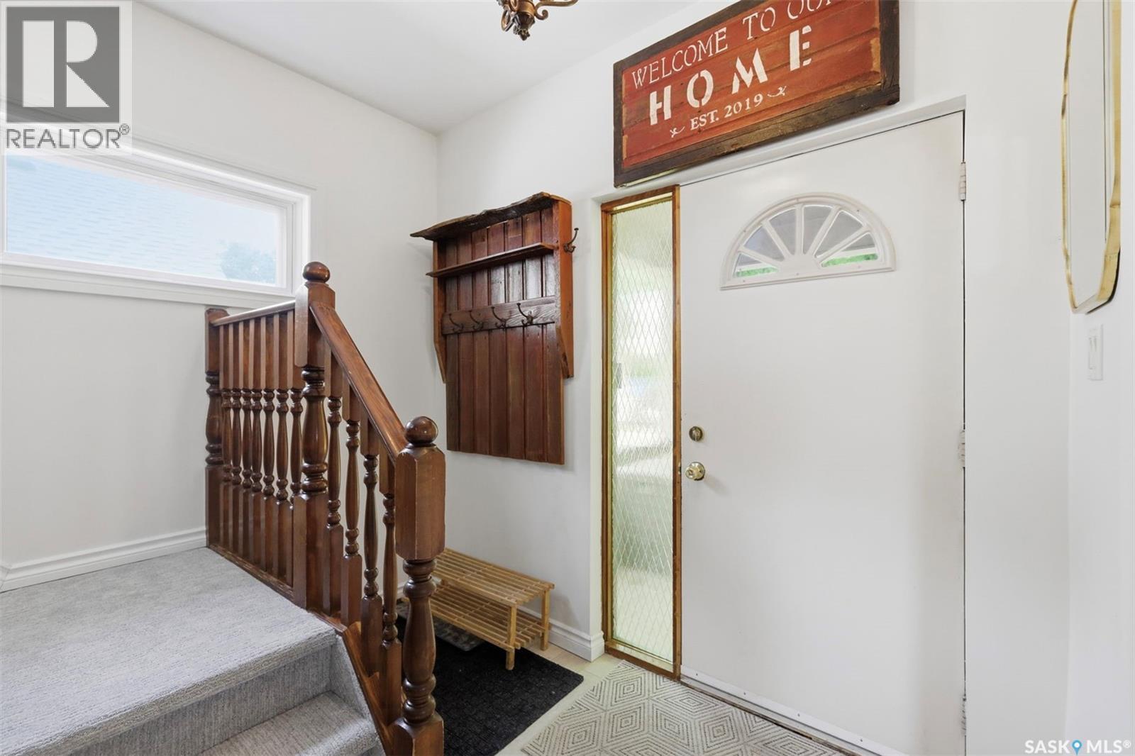 704 Mcpherson Avenue, Saskatoon, Saskatchewan  S7N 0X8 - Photo 4 - SK047885