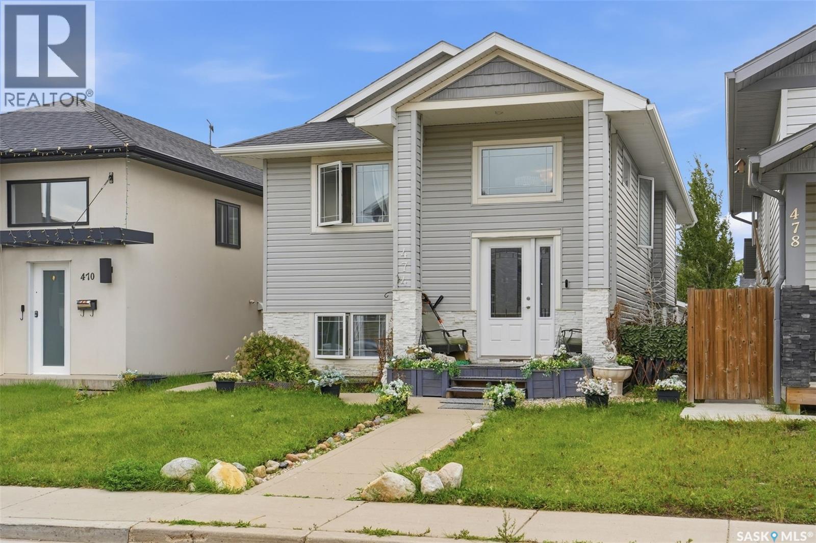 474 Kloppenburg Street, Saskatoon, Saskatchewan  S7W 0N8 - Photo 2 - SK047880