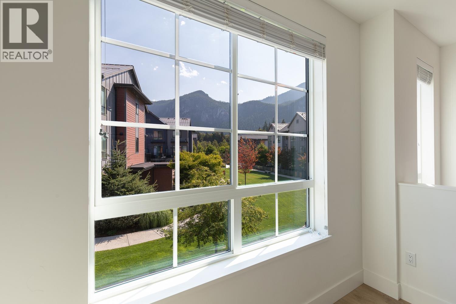 38006 Fairwater Place, Squamish, British Columbia  V8B 2A1 - Photo 10 - R3143315