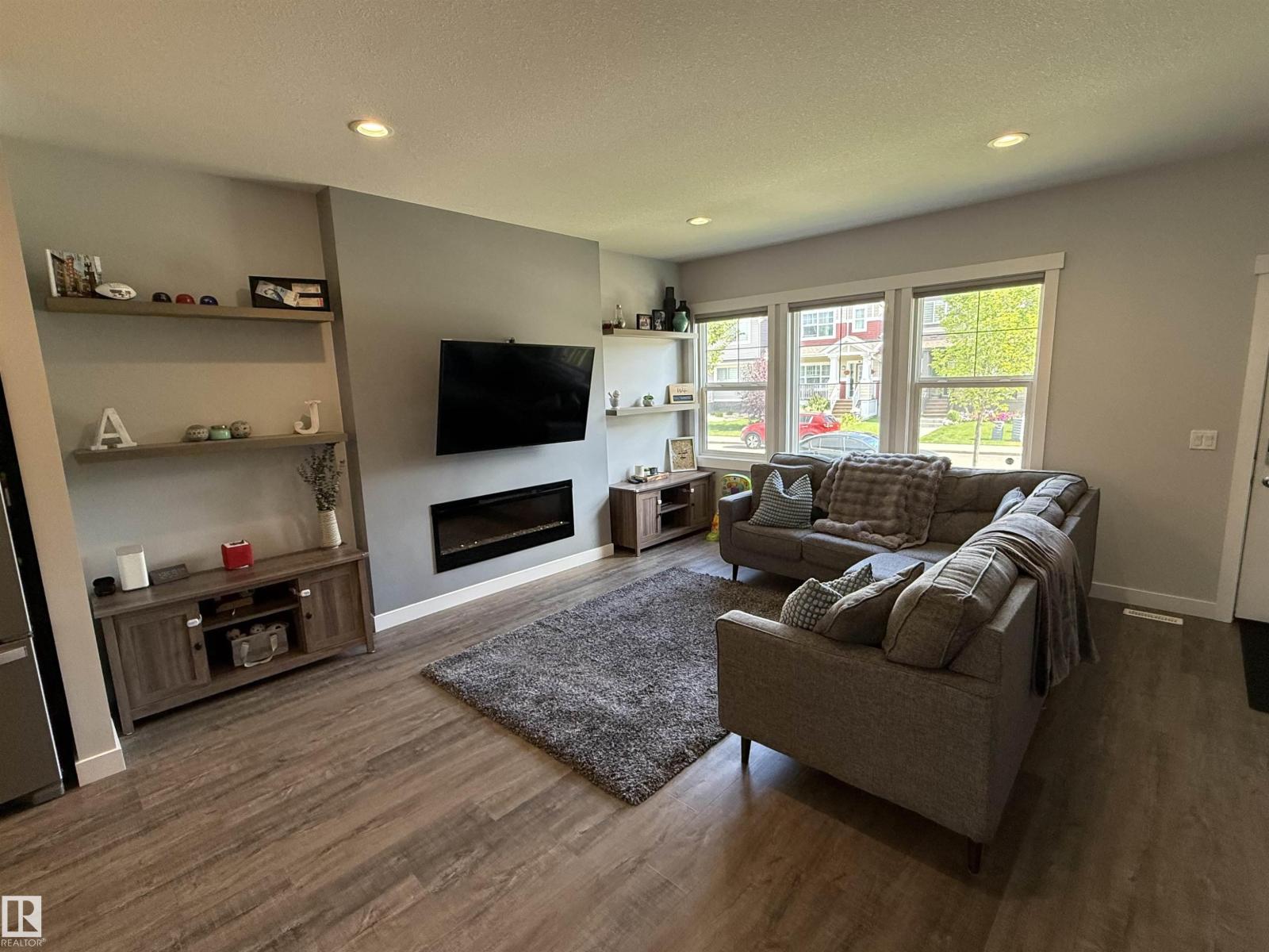 17468 77 St NW, Edmonton, Alberta  T5Z 0R4 - Photo 3 - E4507608