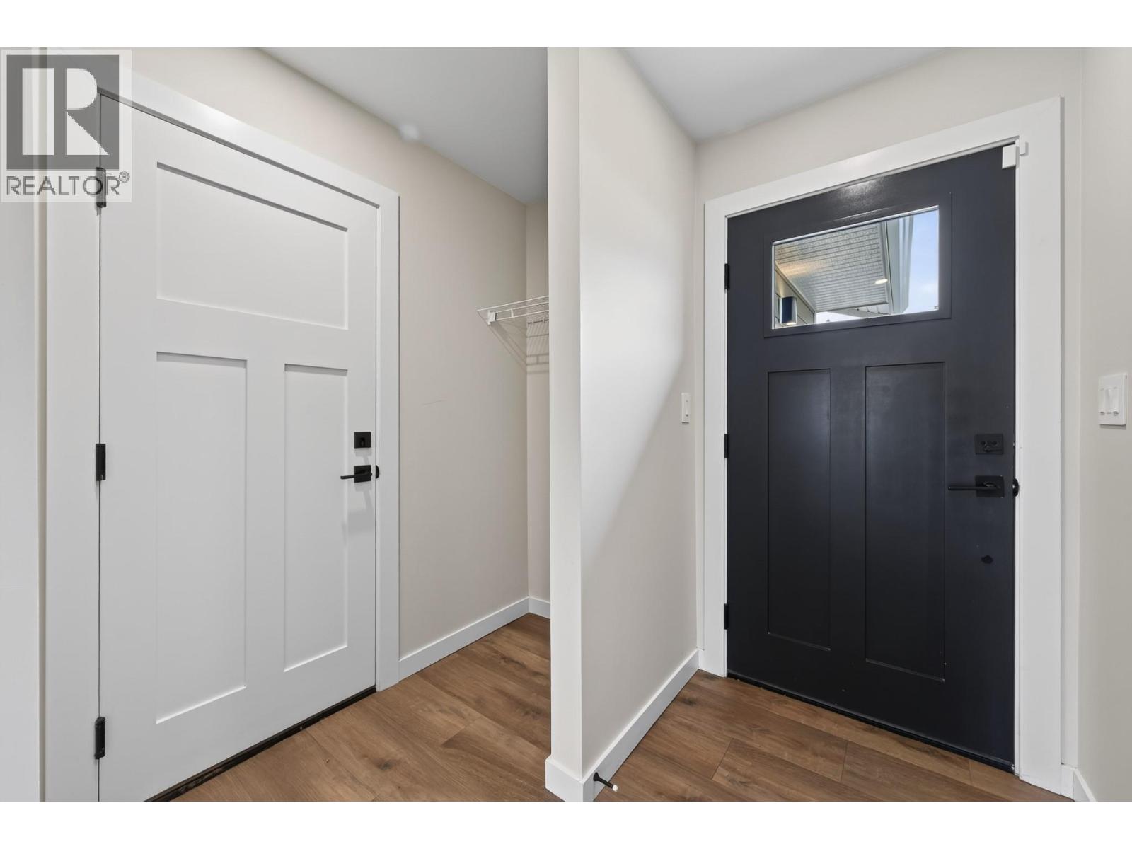318 Gleneagles Drive, Kamloops, British Columbia  V2E 1Z4 - Photo 3 - 10400182