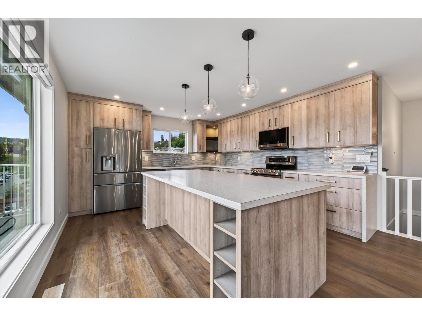 318 Gleneagles Drive, Kamloops, British Columbia  V2E 1Z4 - Photo 12 - 10400182