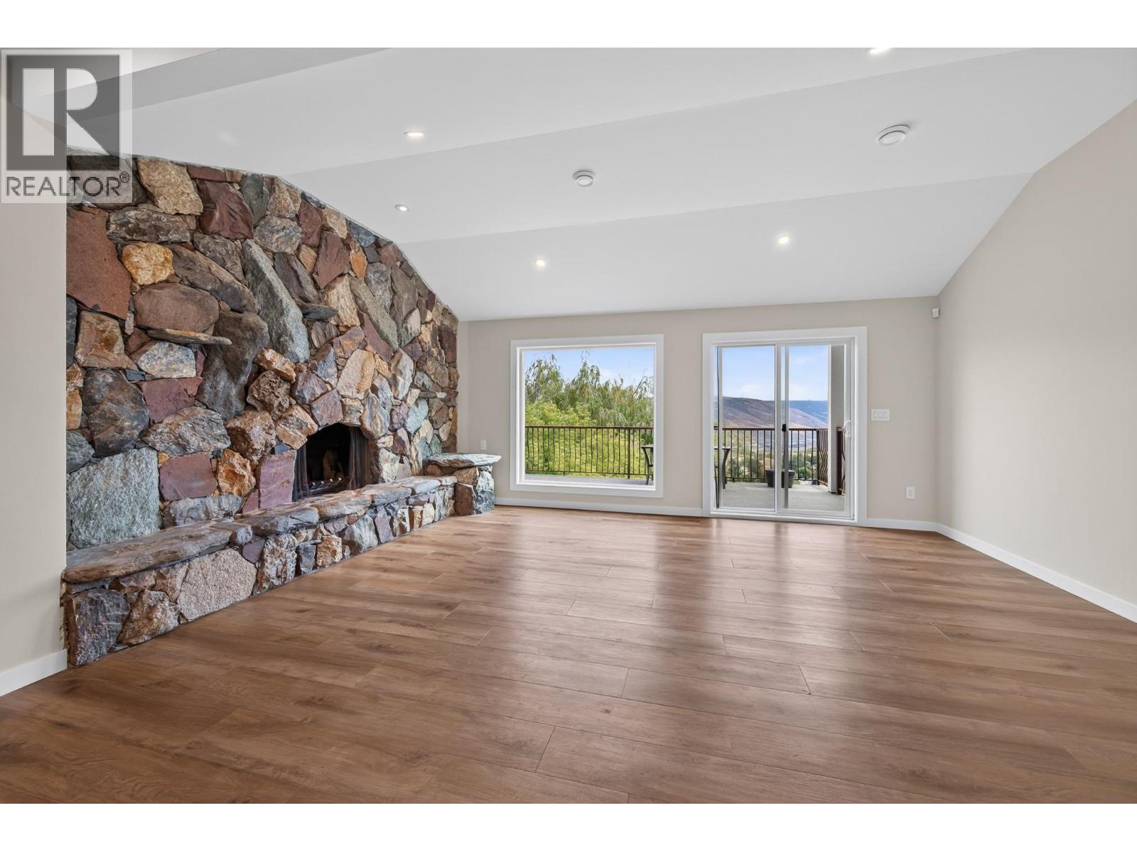 318 Gleneagles Drive, Kamloops, British Columbia  V2E 1Z4 - Photo 25 - 10400182