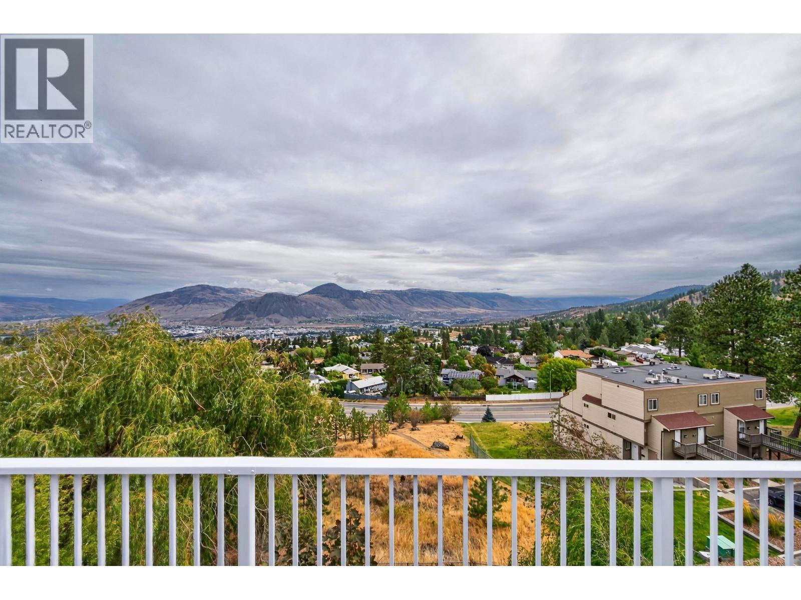 318 Gleneagles Drive, Kamloops, British Columbia  V2E 1Z4 - Photo 2 - 10400182