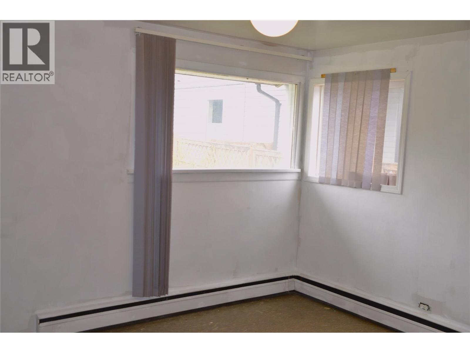 147 Oak Road, Kamloops, British Columbia  V2B 1K7 - Photo 18 - 10400188