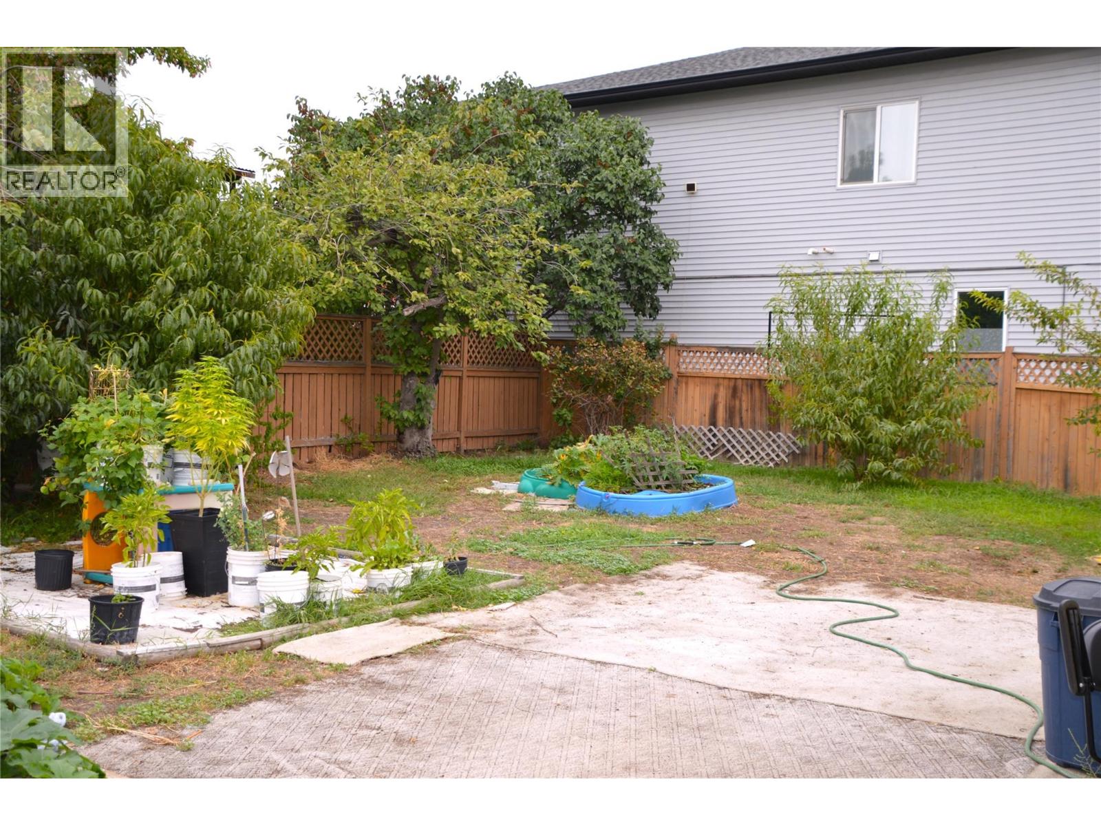 147 Oak Road, Kamloops, British Columbia  V2B 1K7 - Photo 30 - 10400188