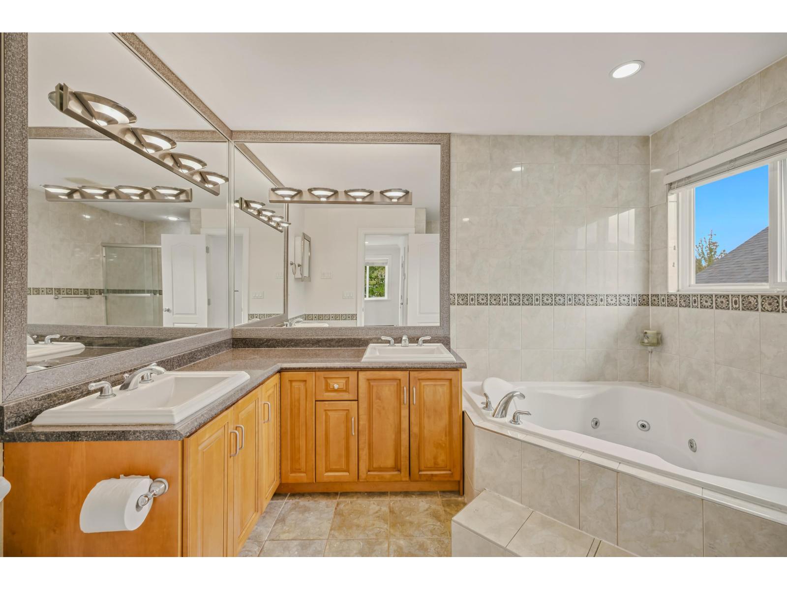 26843 25a Avenue, Langley, British Columbia  V4W 4A2 - Photo 30 - R3162759