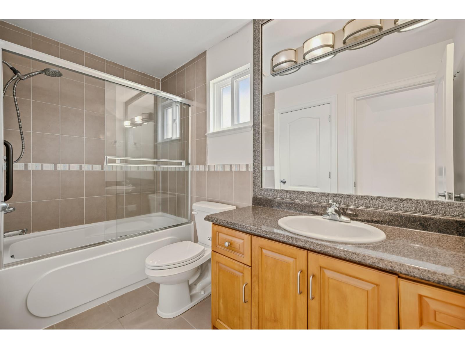 26843 25a Avenue, Langley, British Columbia  V4W 4A2 - Photo 36 - R3162759