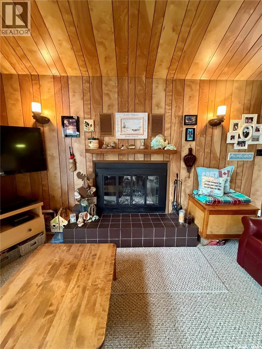 1362 Waskesiu Drive, Prince Albert National Park, Saskatchewan  S0J 0N0 - Photo 7 - SK047829