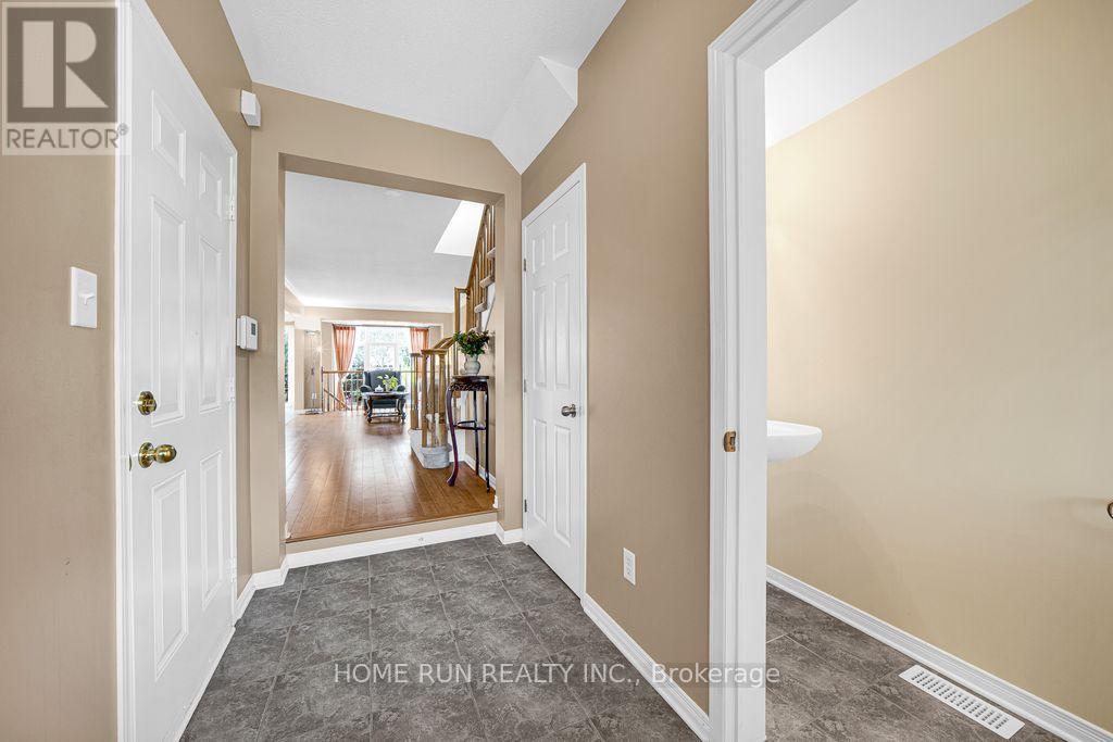 417 Wisteria Crescent, Ottawa, Ontario  K1V 0P1 - Photo 2 - X13757392