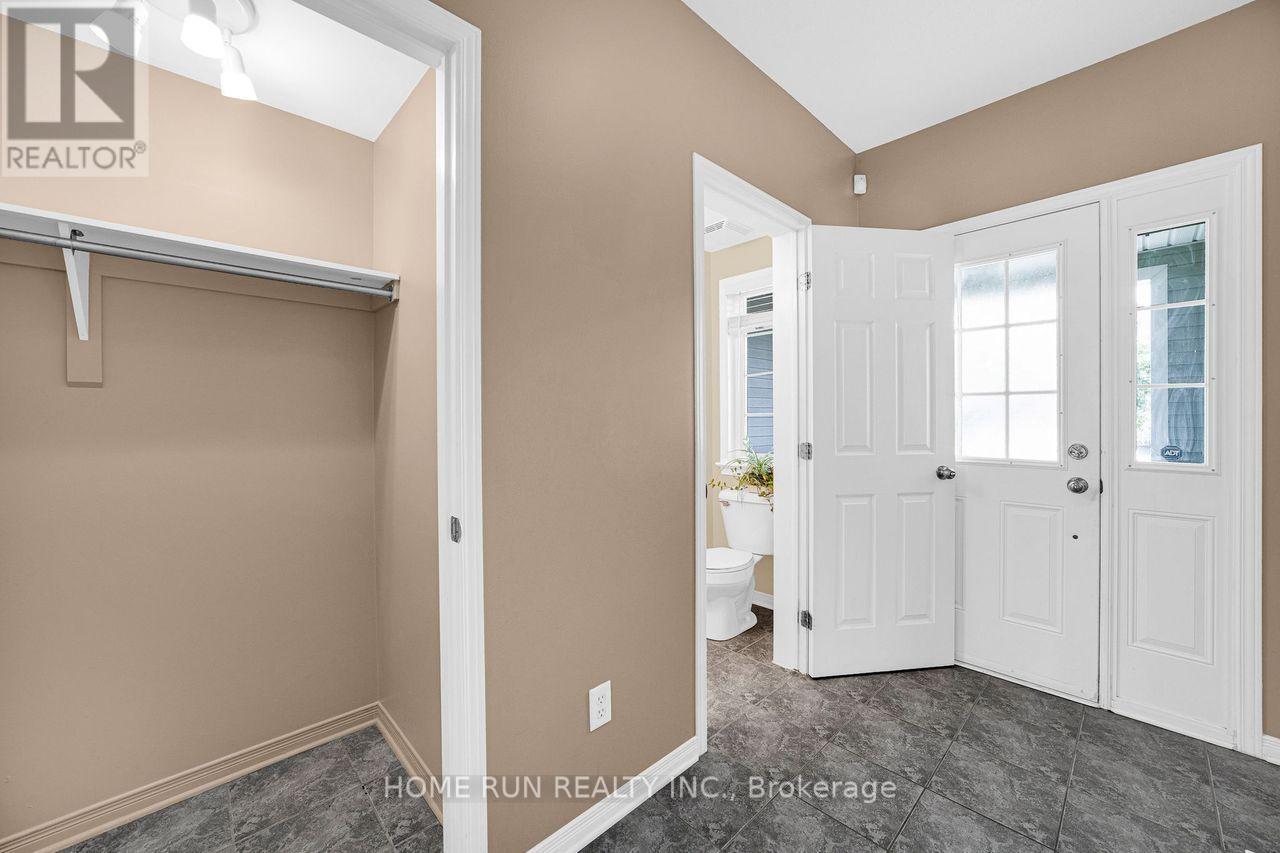 417 Wisteria Crescent, Ottawa, Ontario  K1V 0P1 - Photo 3 - X13757392