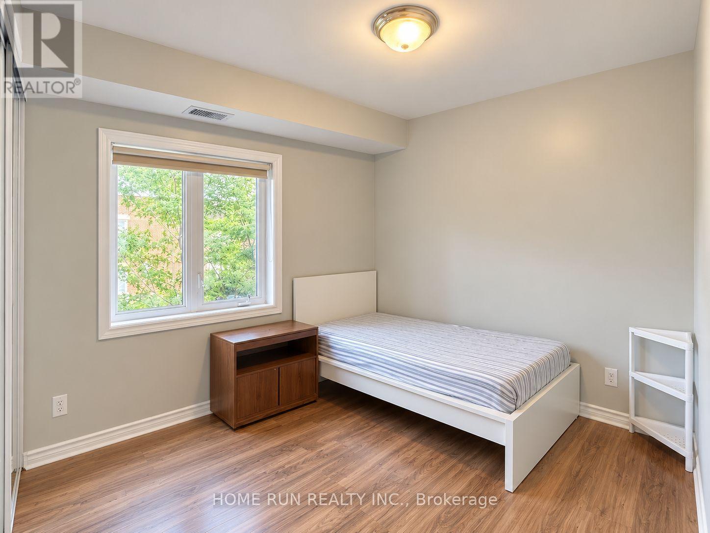 100 Blackburn Avenue, Ottawa, Ontario  K1N 8A7 - Photo 12 - X13757472