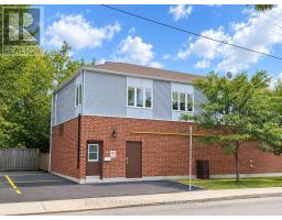 100 BLACKBURN AVENUE, Ottawa, Ontario