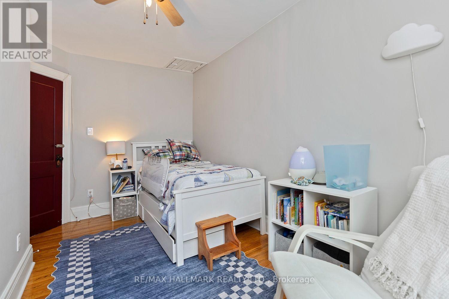 141 Humbercrest Boulevard, Toronto, Ontario  M6S 4L4 - Photo 10 - W13751184