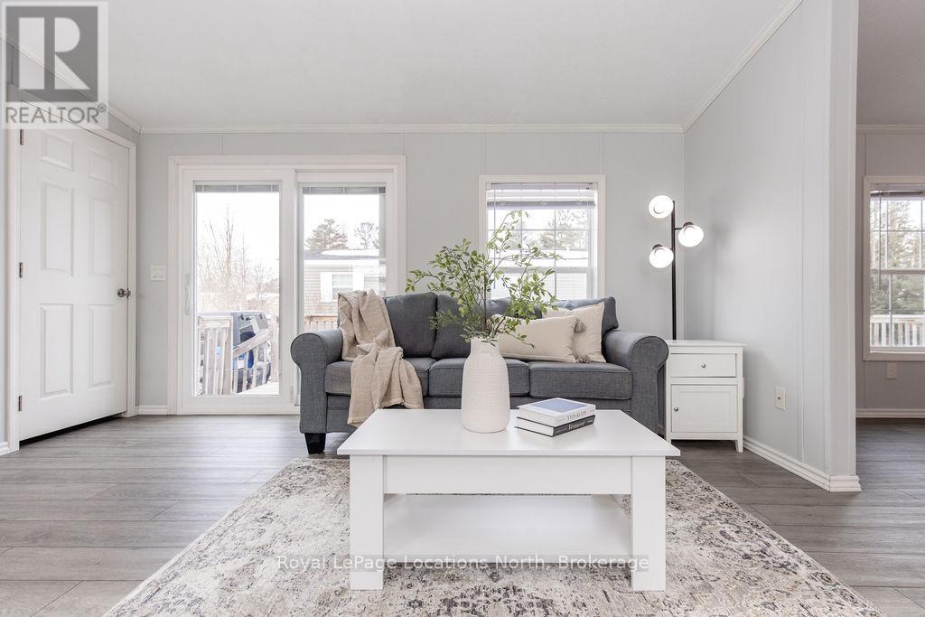 89 Georgian Glen Drive, Wasaga Beach, Ontario  L9Z 1K8 - Photo 14 - S13757510