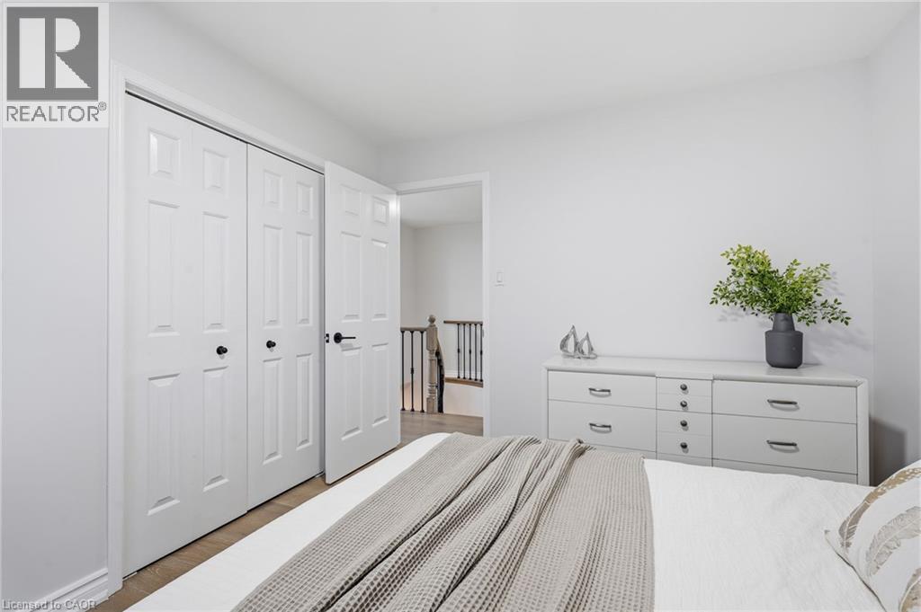 551 Deerhurst Drive, Burlington, Ontario  L7L 5V9 - Photo 28 - 40857565