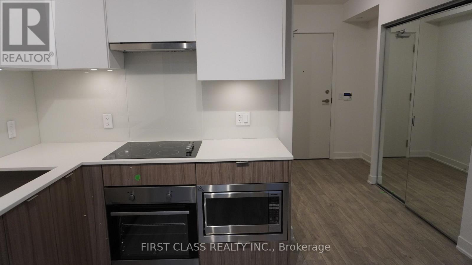 3306 - 195 Redpath Avenue, Toronto, Ontario  M4P 0E4 - Photo 3 - C13757496