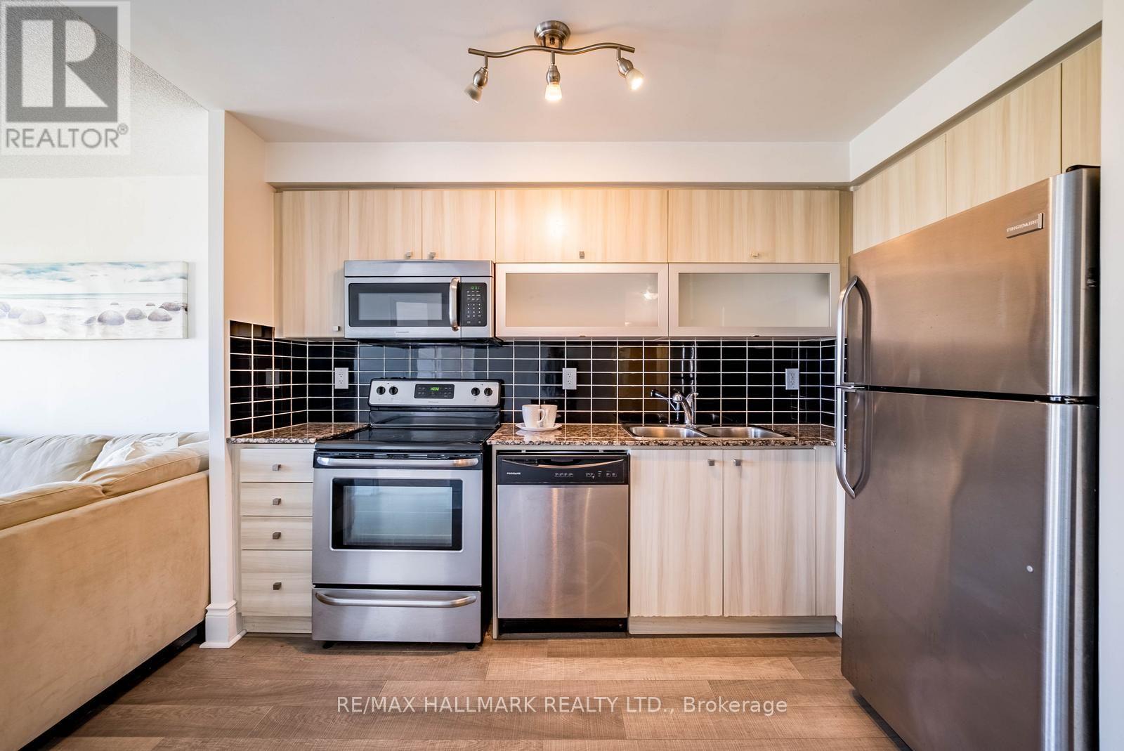 407 - 2015 Sheppard Avenue E, Toronto, Ontario M2J 0B3 - Photo 8 - C13757502