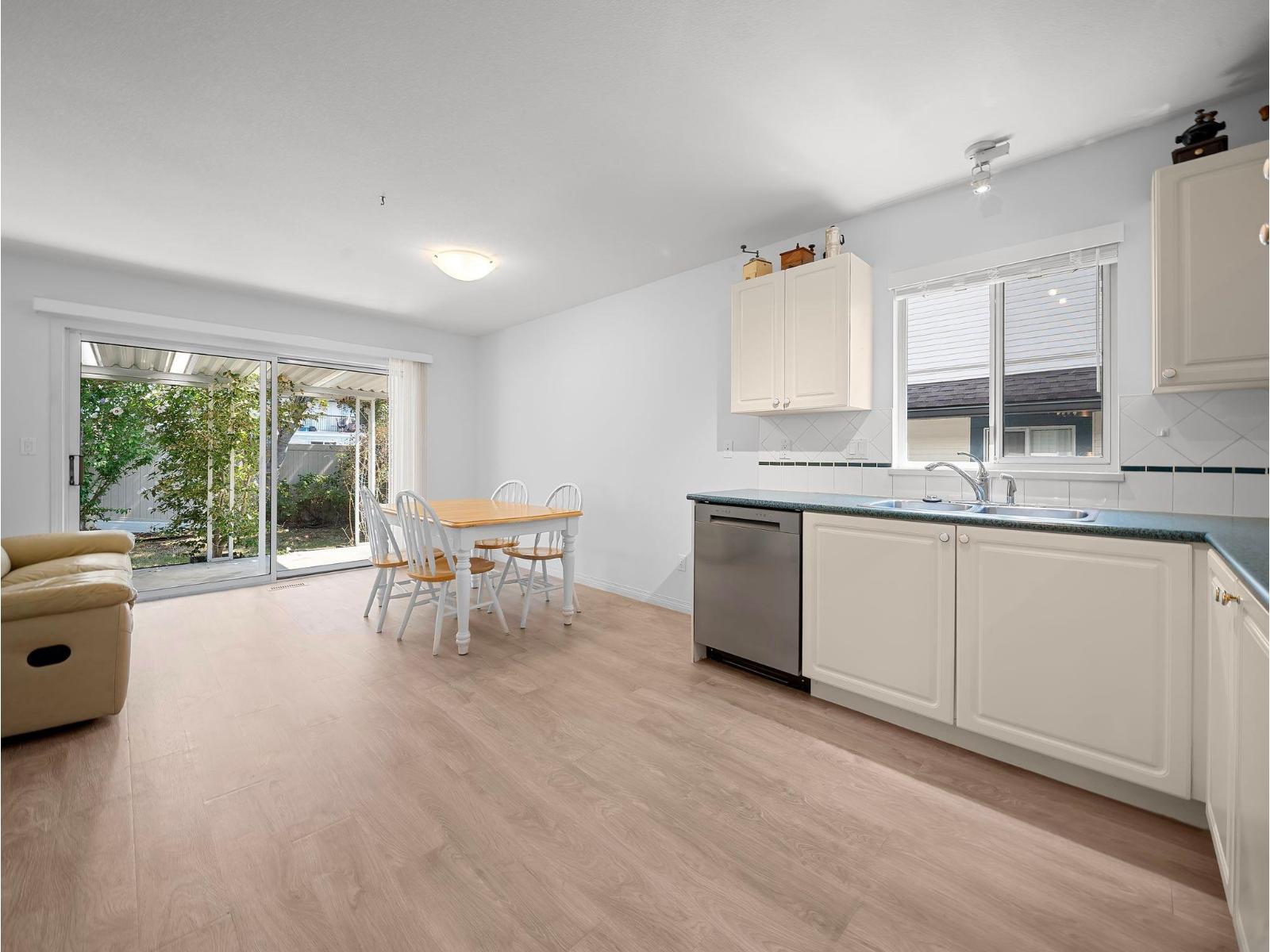 27 7330 122 Street, Surrey, British Columbia  V3W 1B4 - Photo 6 - R3162795