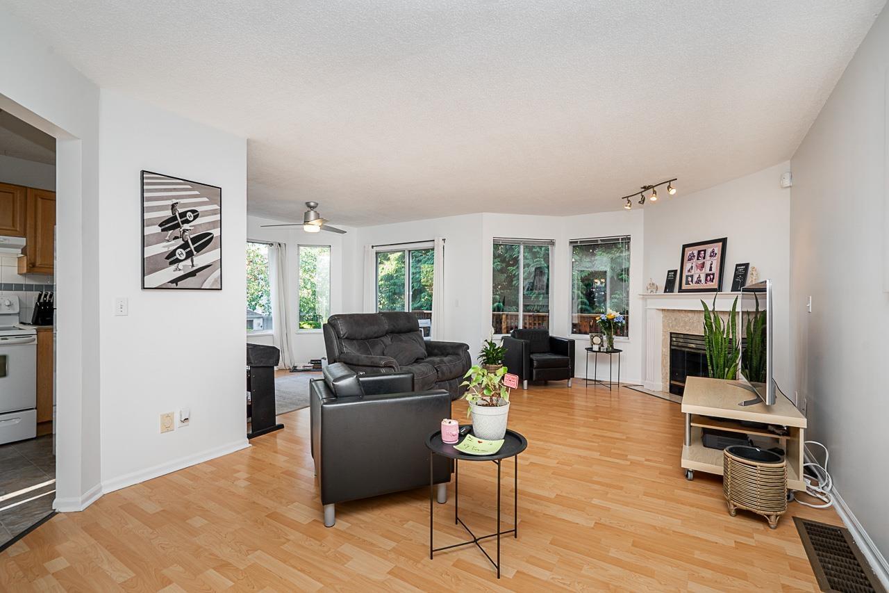 43 7875 122 Street, Surrey, British Columbia  V3W 0Y8 - Photo 3 - R3162785
