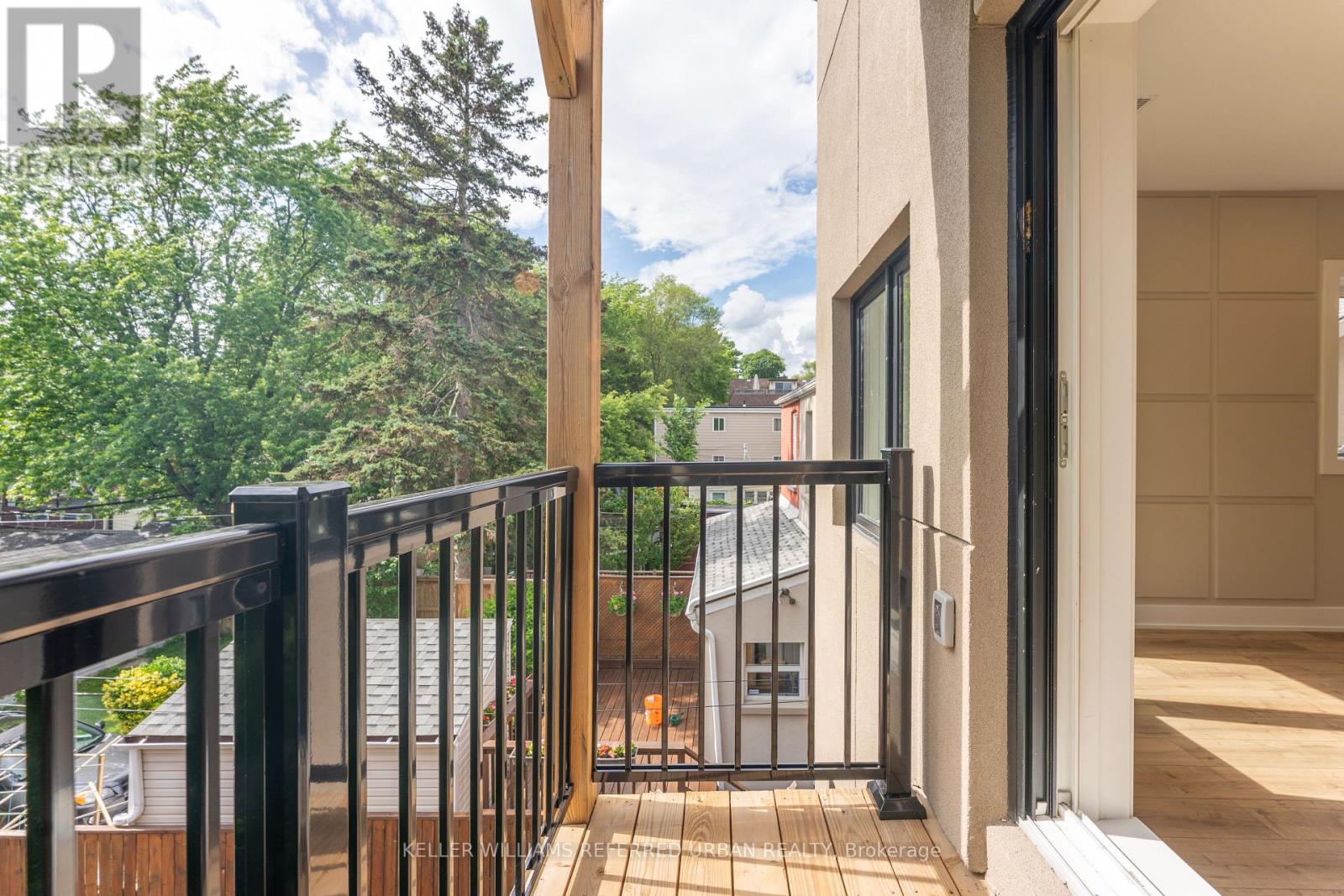 3 - 352 Jones Avenue, Toronto, Ontario  M4J 3G3 - Photo 2 - E13757384