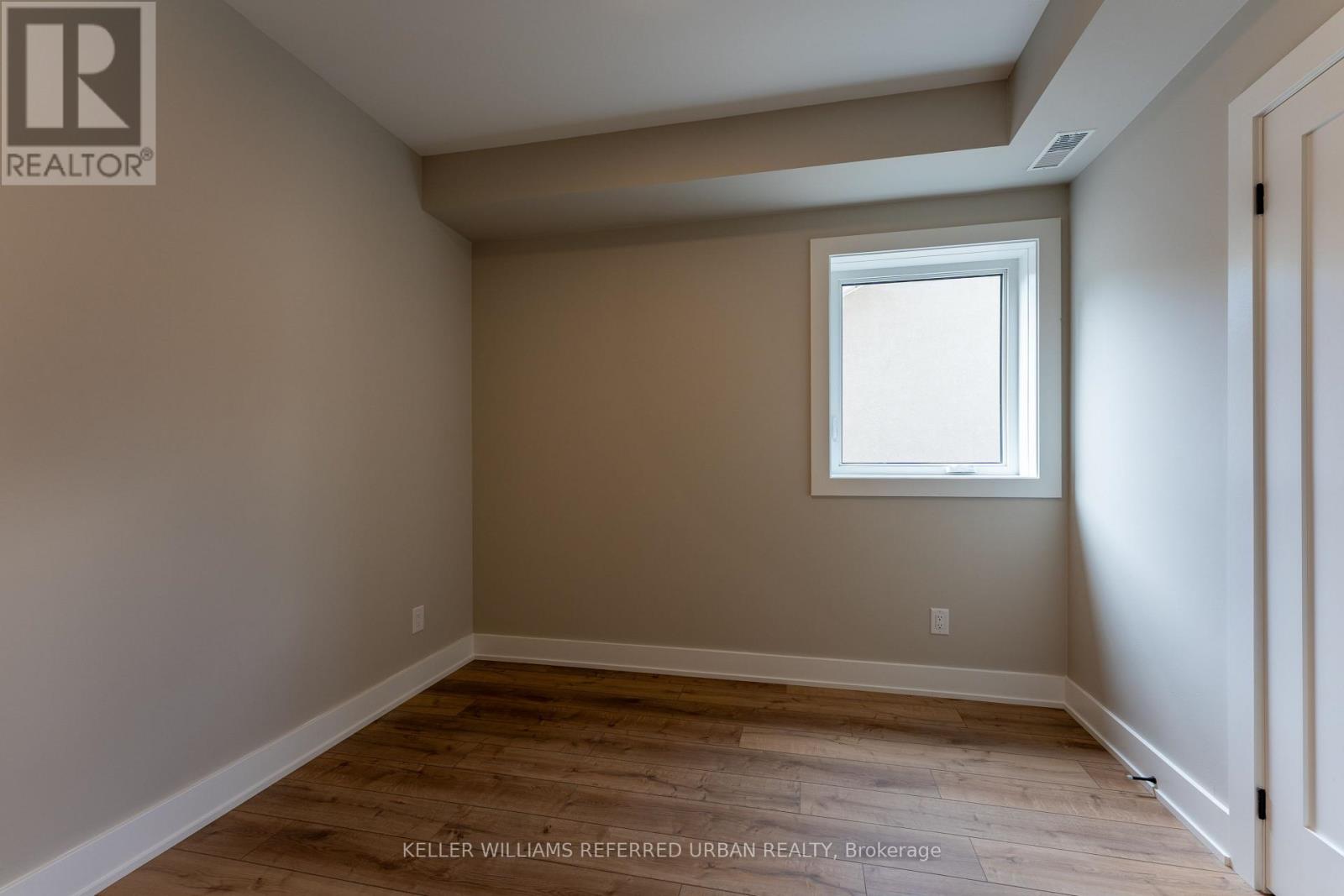 3 - 352 Jones Avenue, Toronto, Ontario  M4J 3G3 - Photo 7 - E13757384