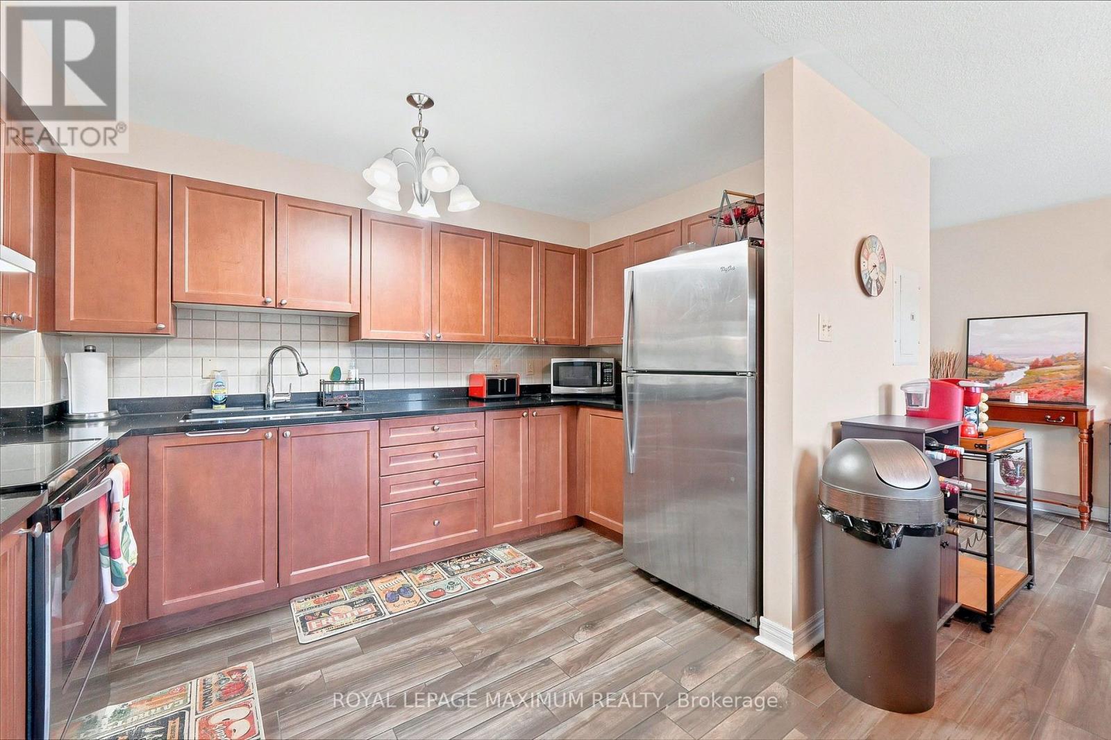 204 - 9944 Keele Street, Vaughan, Ontario  L6A 3Y4 - Photo 5 - N13757402