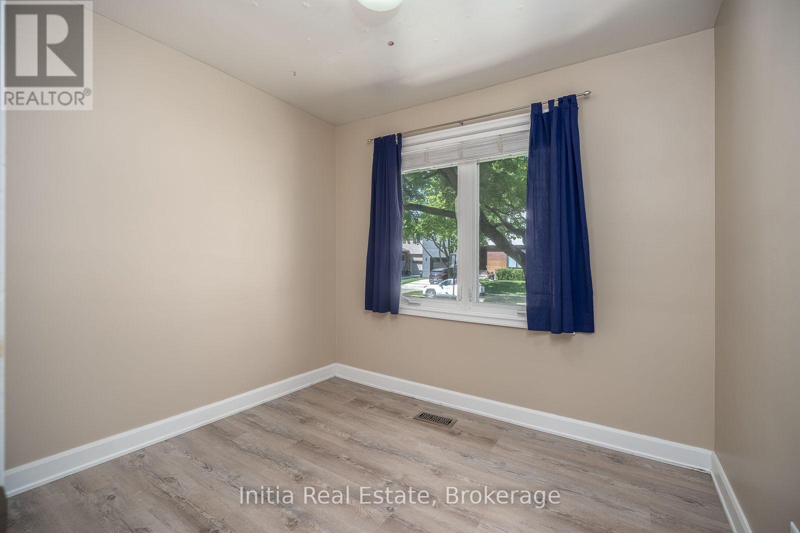 53 Burrows Avenue, Toronto, Ontario M9B 4W8 - Photo 13 - W13757370