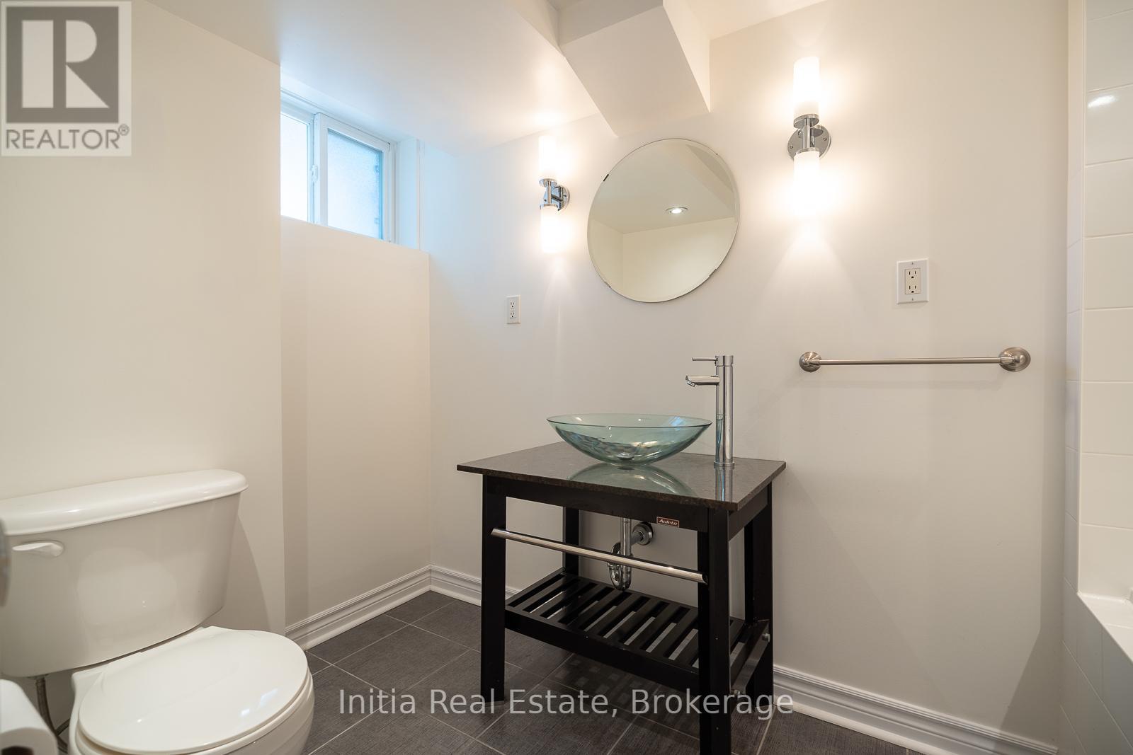 53 Burrows Avenue, Toronto, Ontario M9B 4W8 - Photo 25 - W13757370