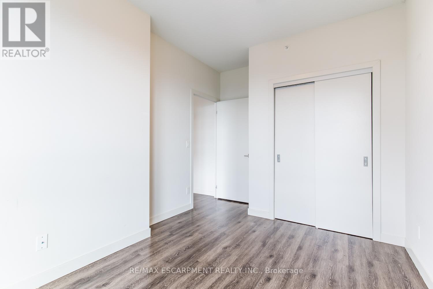 2107 - 2087 Fairview Street, Burlington, Ontario  L7R 0E5 - Photo 19 - W13757386