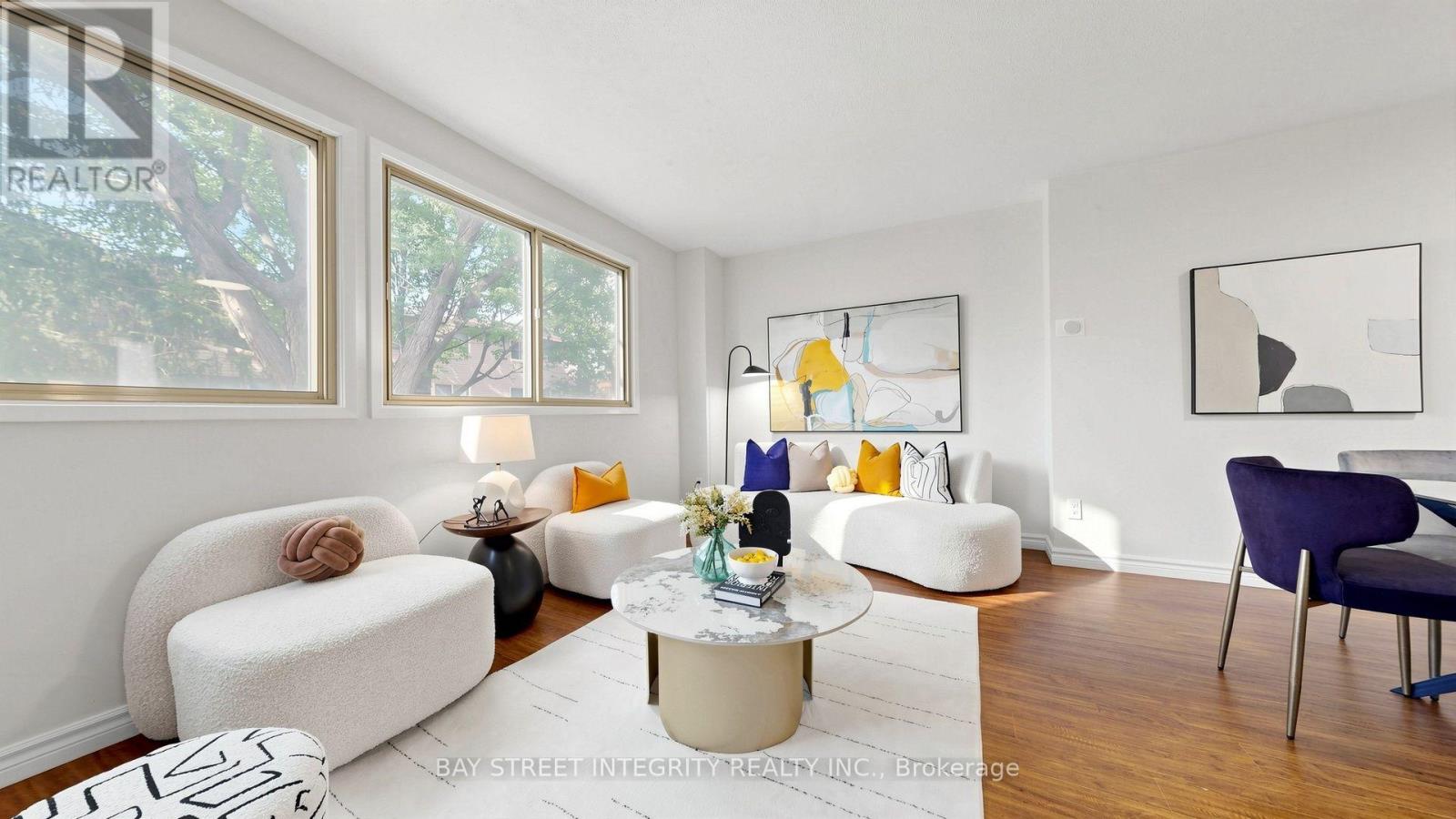 28 Townsend Road, Toronto, Ontario  M2H 2T2 - Photo 3 - C13751700