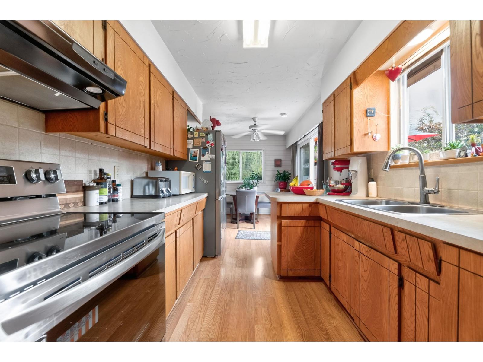 17180 4 Avenue, Surrey, British Columbia  V3Z 9P6 - Photo 13 - R3161762