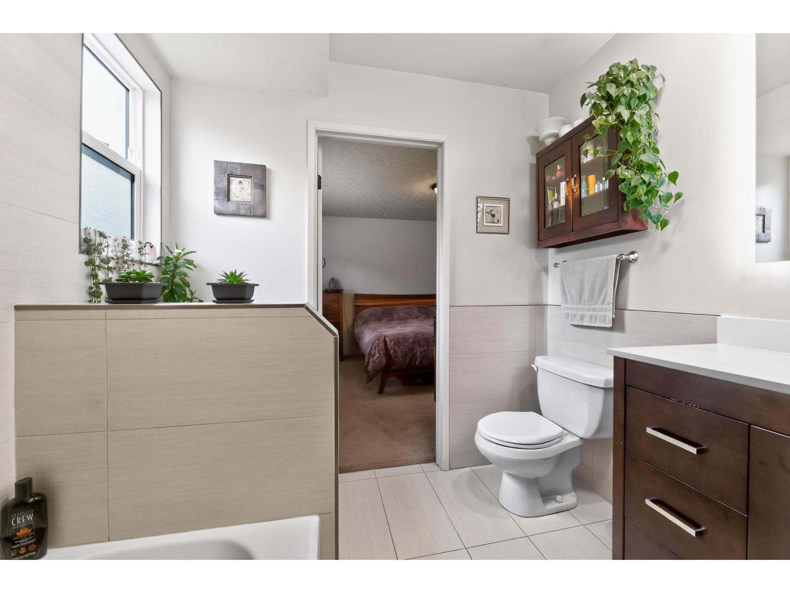 17180 4 Avenue, Surrey, British Columbia  V3Z 9P6 - Photo 26 - R3161762