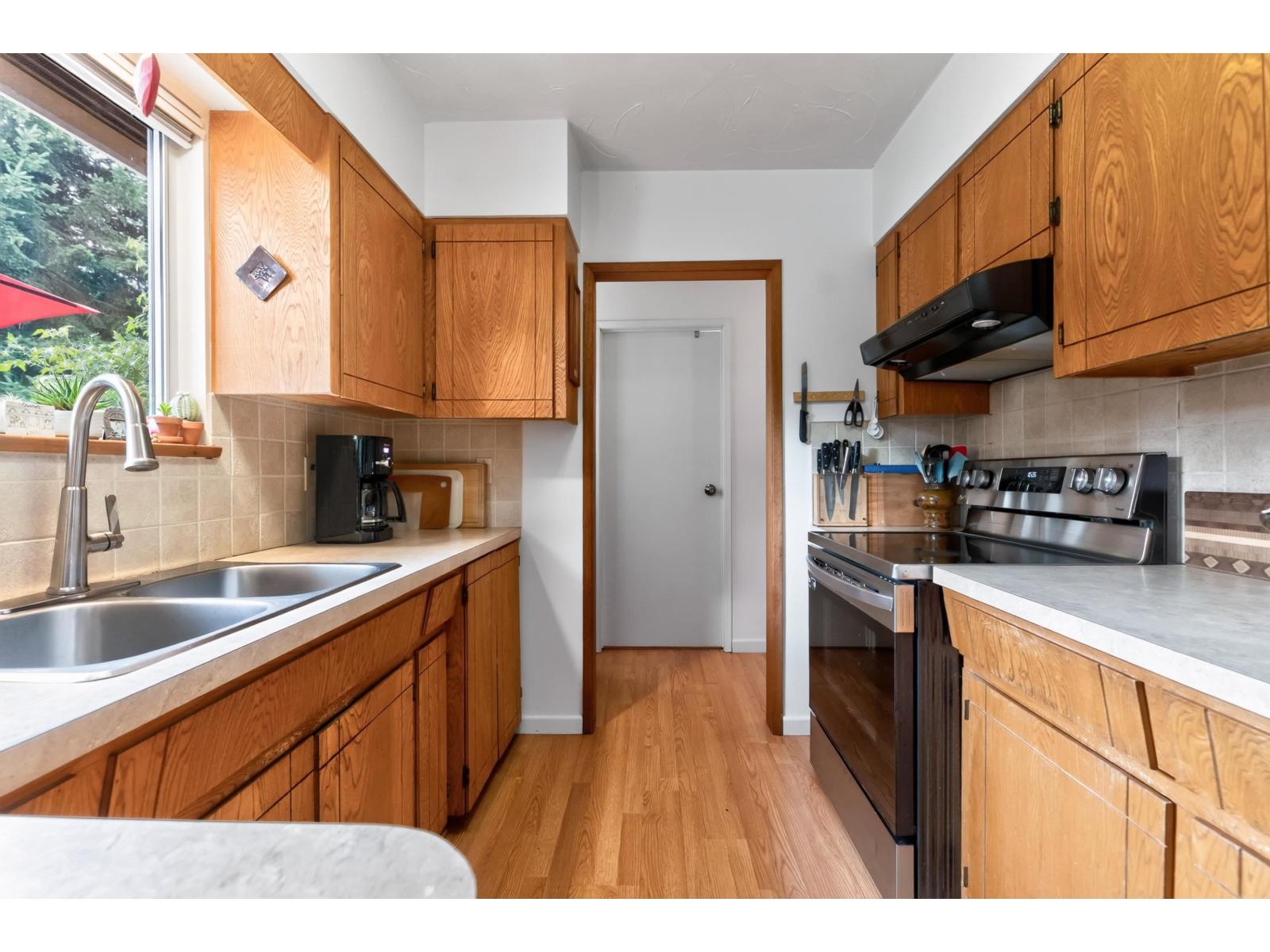 17180 4 Avenue, Surrey, British Columbia  V3Z 9P6 - Photo 14 - R3161762
