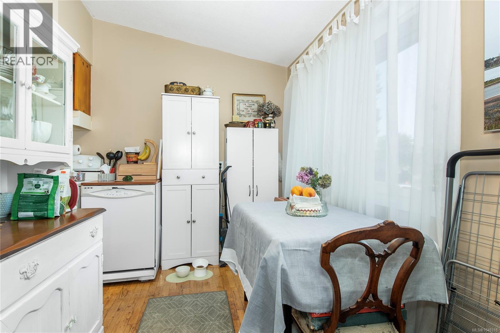394 Cedar St, Campbell River, British Columbia  V9W 2V2 - Photo 5 - 1048318