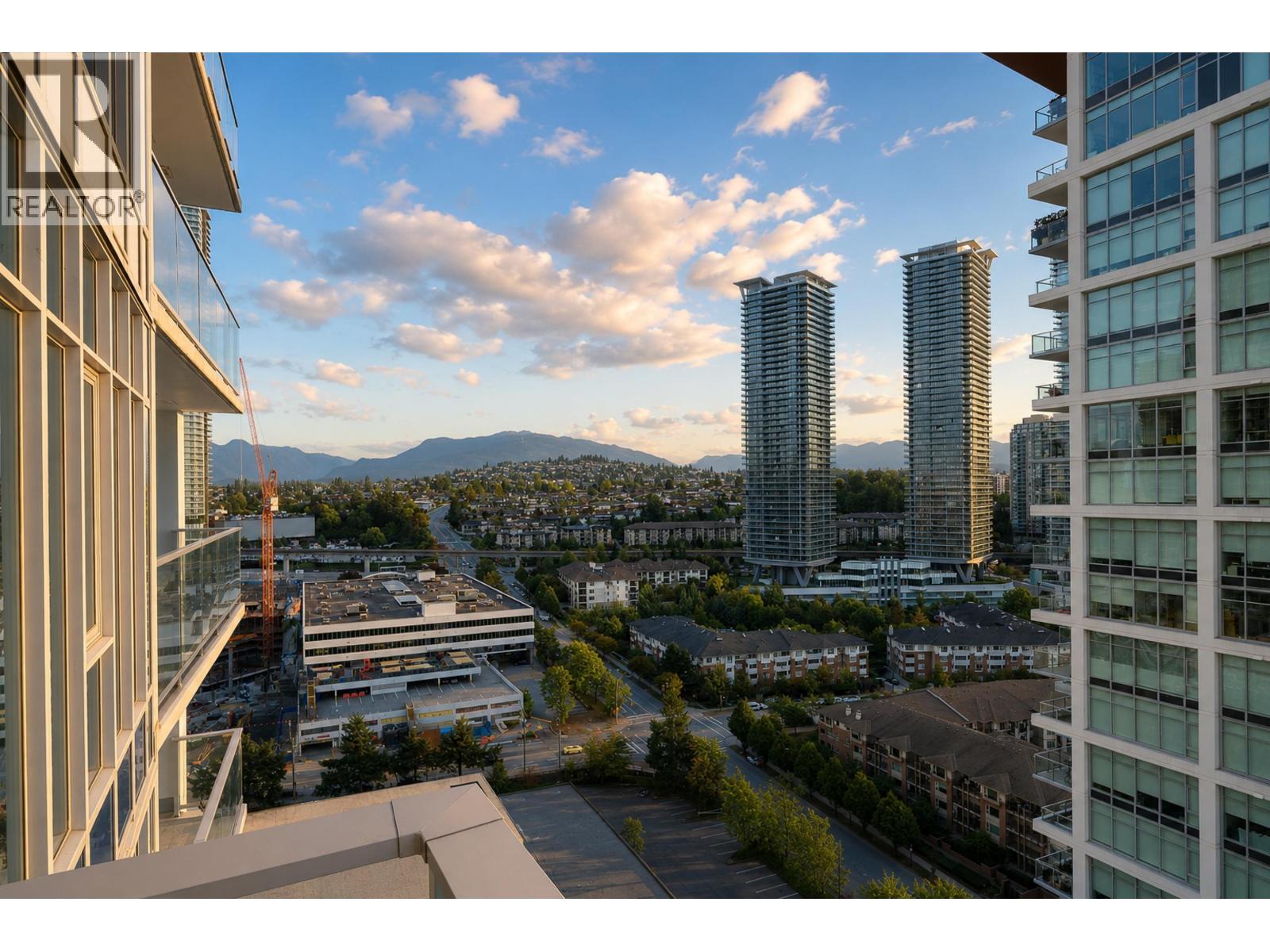 1801 2351 Beta Avenue, Burnaby, British Columbia  V5C 0M2 - Photo 2 - R3162432