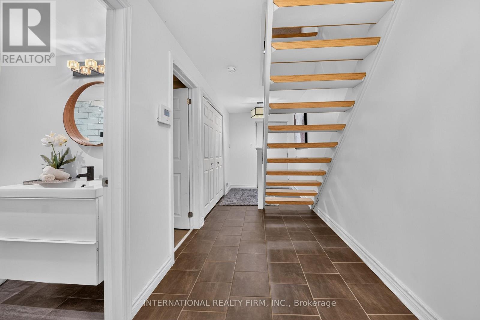 15 - 6855 Glen Erin Drive, Mississauga, Ontario  L5N 1P6 - Photo 25 - W13740136