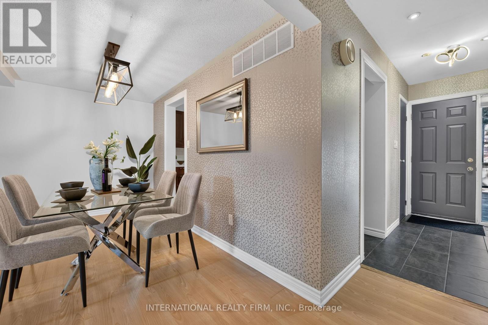 15 - 6855 Glen Erin Drive, Mississauga, Ontario  L5N 1P6 - Photo 4 - W13740150