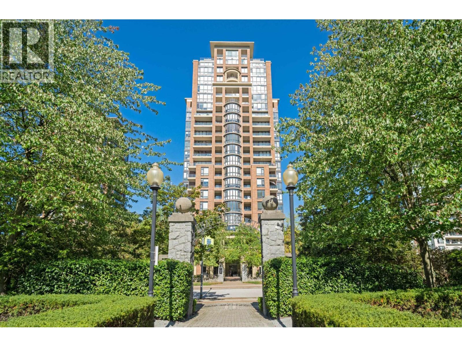 1603 6833 Station Hill Drive, Burnaby, British Columbia  V3N 5E1 - Photo 2 - R3162409