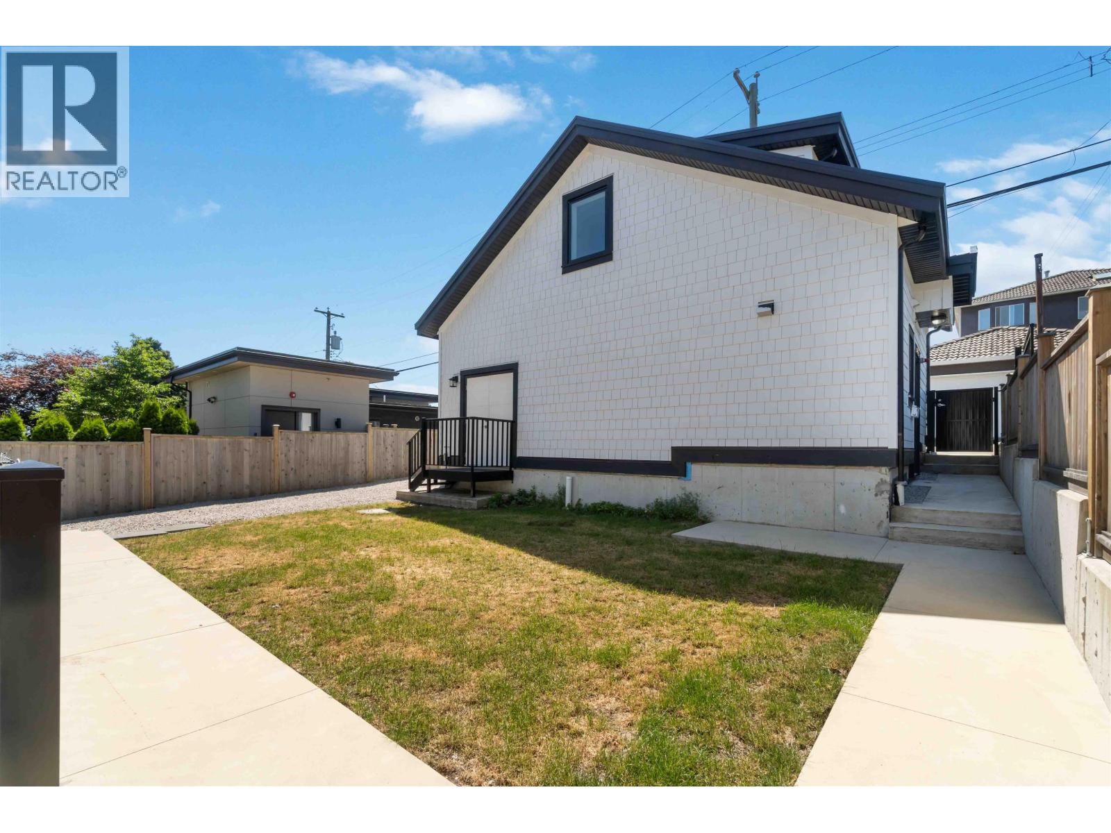 8007 Elliott Street, Vancouver, British Columbia  V5S 2P3 - Photo 4 - R3162589
