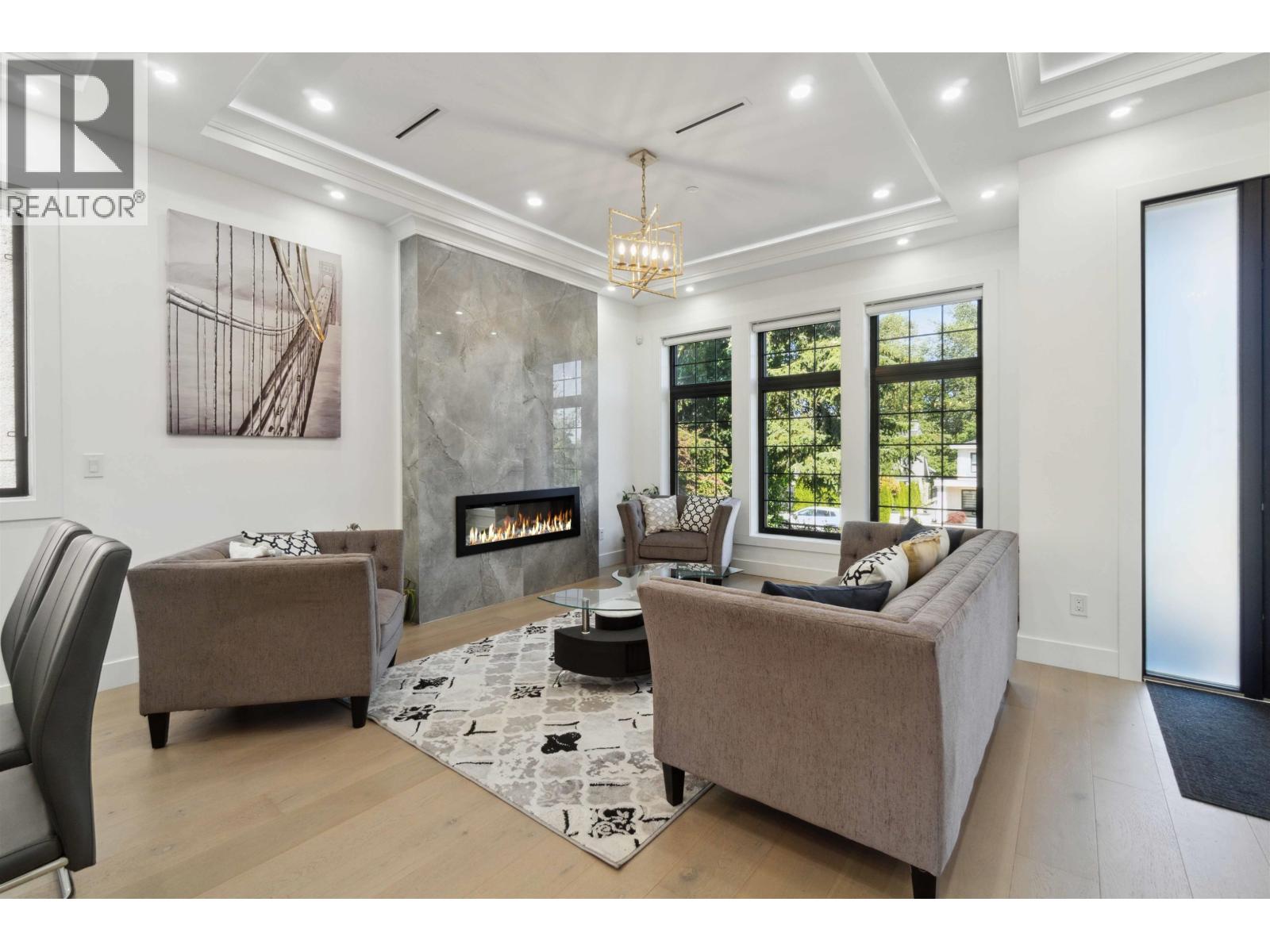 8007 Elliott Street, Vancouver, British Columbia  V5S 2P3 - Photo 5 - R3162589