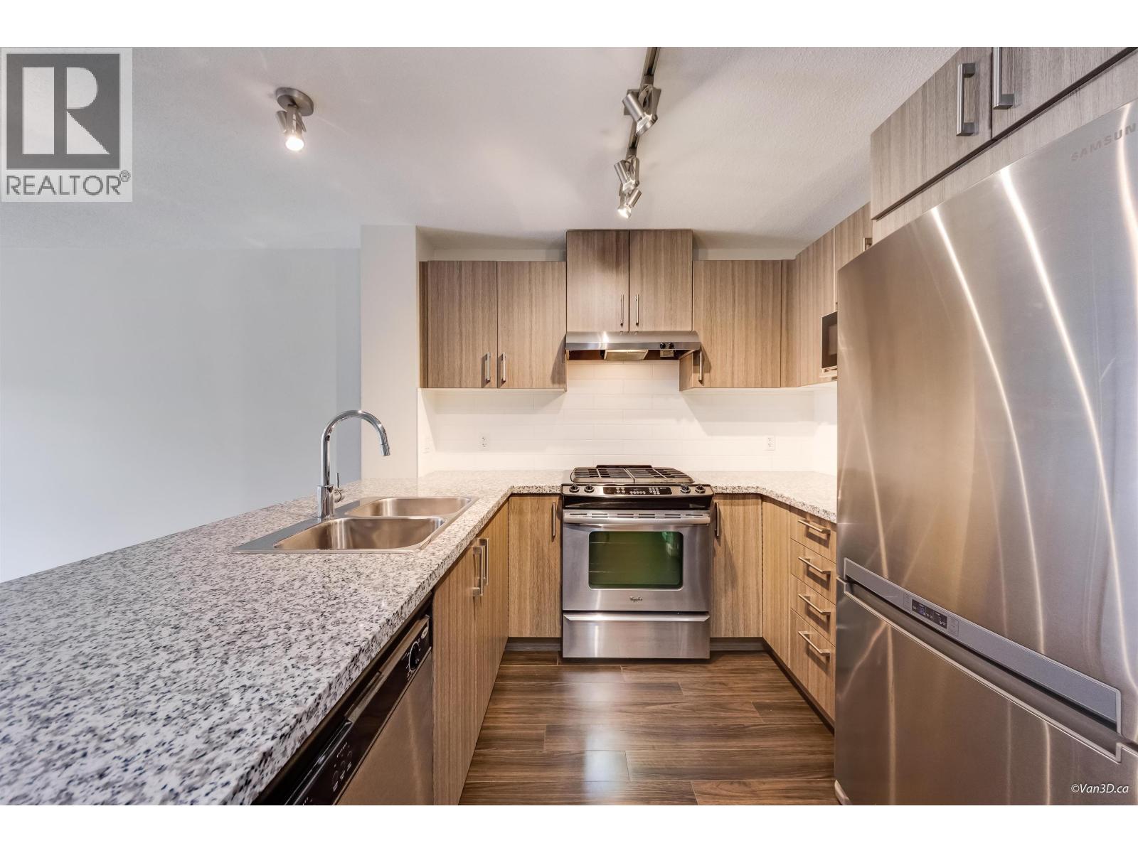 420 3178 Dayanee Springs Boulevard, Coquitlam, British Columbia  V3E 0B9 - Photo 6 - R3162734